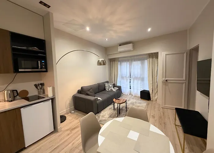 Avec Cosy Et Canape Convertible